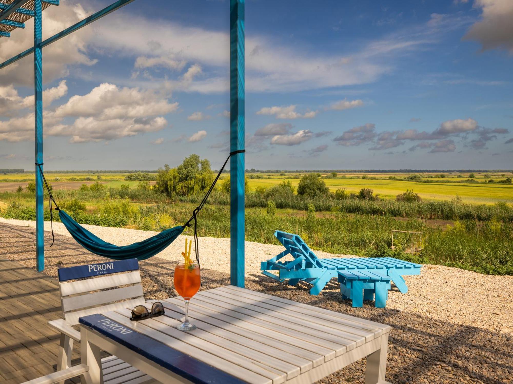 ホテル Danube Delta View Dunavăţu de Jos エクステリア 写真